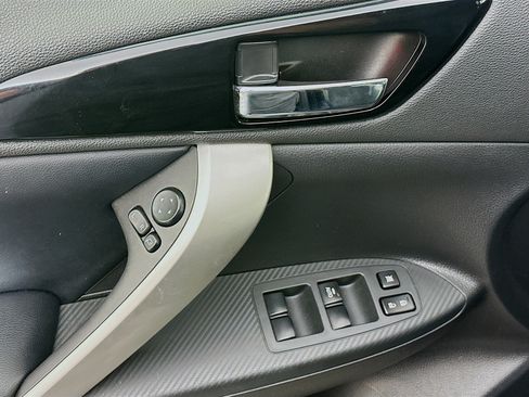 Used 2024 Mitsubishi Eclipse Cross SE AWD/4WD image 15