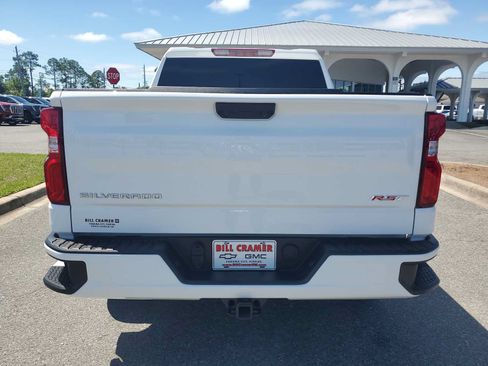 Used 2025 Chevrolet Silverado 1500 RST AWD/4WD image 4