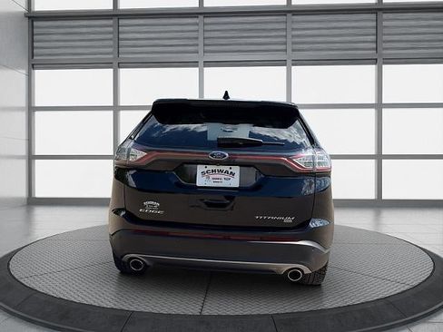 Used 2018 Ford Edge Titanium w/ Equipment Group 301A AWD/4WD image 5