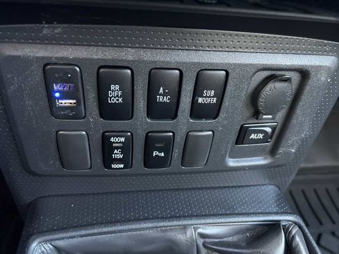 Used 2008 Toyota FJ Cruiser 4WD image 27