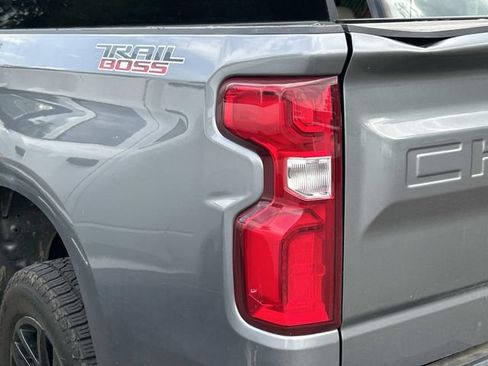 Used 2021 Chevrolet Silverado 1500 Custom Trail Boss w/ Safety Confidence Package AWD/4WD image 8