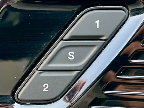 Used 2024 Jeep Wagoneer Series II image 22