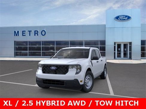 New 2025 Ford Maverick XL w/ Equipment Group 101A image 3