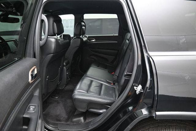 Used 2017 Jeep Grand Cherokee Limited AWD/4WD image 29