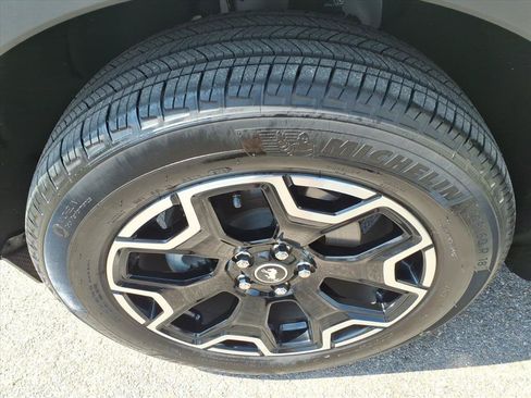 Certified 2025 Ford Bronco Sport Outer Banks AWD/4WD image 4