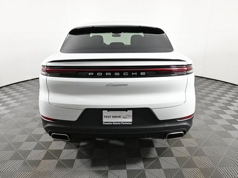 Certified 2026 Porsche Cayenne Coupe AWD/4WD image 31