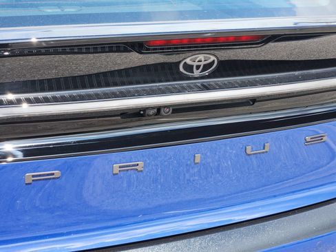 New 2026 Toyota Prius Plug-In Hybrid w/ Limited Premium Package FWD image 11