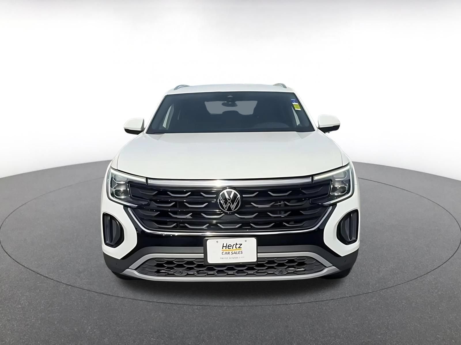 Used 2025 Volkswagen Atlas Cross Sport SE AWD/4WD image 4