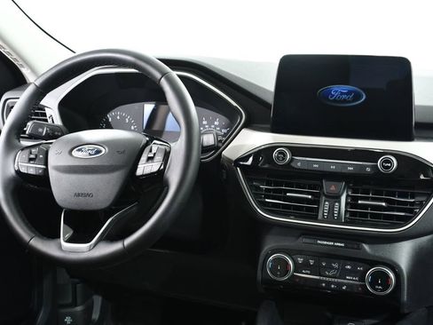 Used 2022 Ford Escape SE w/ Convenience Package image 8