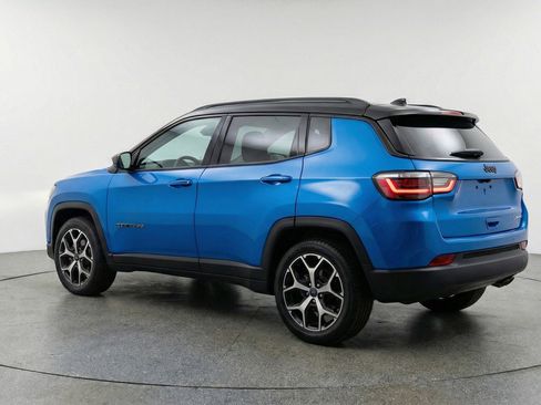 Used 2025 Jeep Compass Limited AWD/4WD image 6