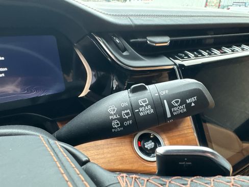 Used 2024 Jeep Grand Cherokee Summit image 22