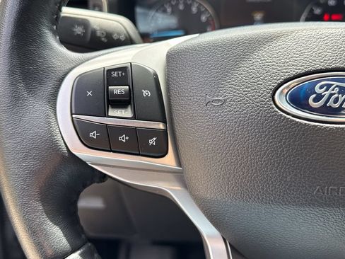 Used 2023 Ford Explorer XLT w/ Equipment Group 202A AWD/4WD image 24