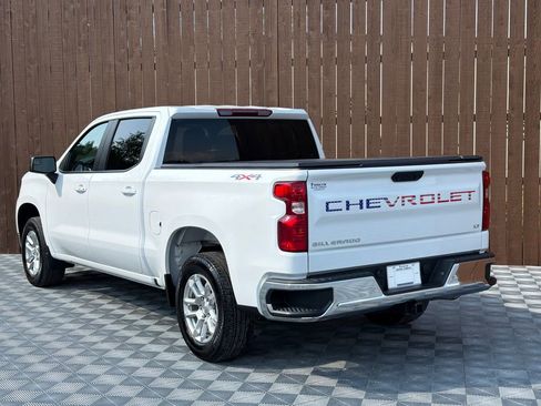Used 2024 Chevrolet Silverado 1500 LT AWD/4WD image 17