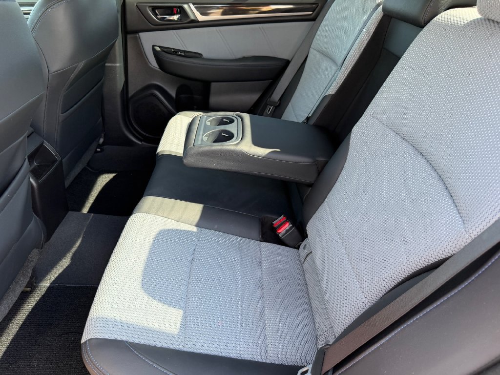 Used 2017 Subaru Legacy 2.5i Sport AWD/4WD image 32