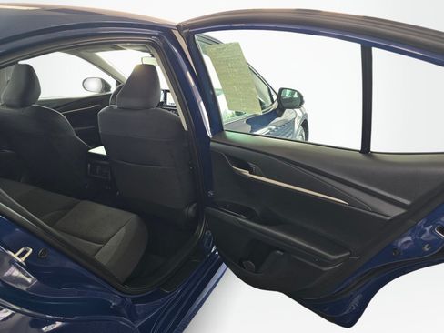 Used 2025 Toyota Camry LE FWD image 39