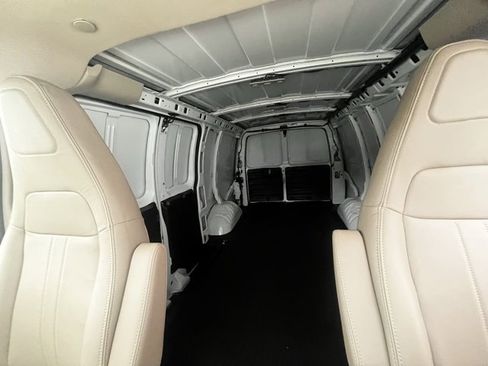 New 2025 Chevrolet Express 2500 w/ Driver Convenience Package image 6