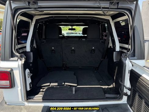 Used 2021 Jeep Wrangler Unlimited Sport AWD/4WD image 33
