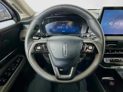 Used 2025 Lincoln Corsair AWD w/ Equipment Group 101A image 12