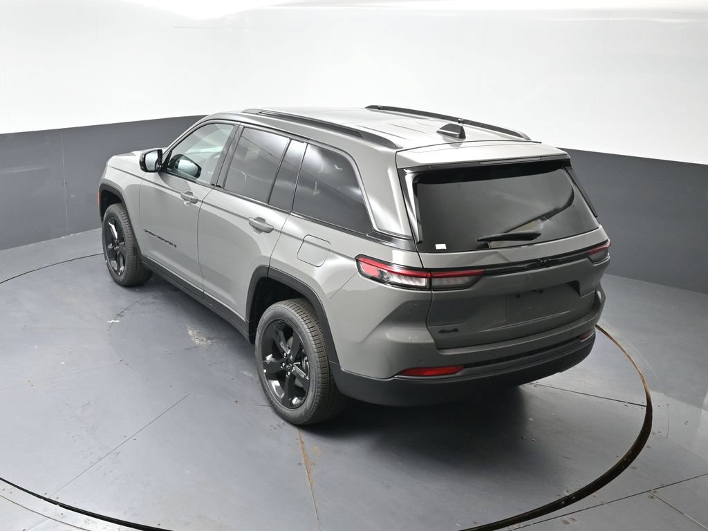 New 2027 Jeep Grand Cherokee Limited AWD/4WD image 29