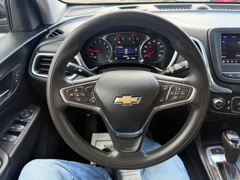 Used 2020 Chevrolet Equinox LT AWD/4WD image 17