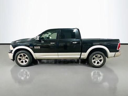 Used 2018 RAM 1500 Laramie image 9