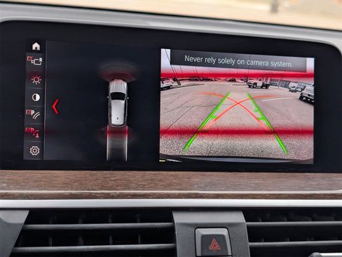 Used 2021 BMW X3 sDrive30i image 17