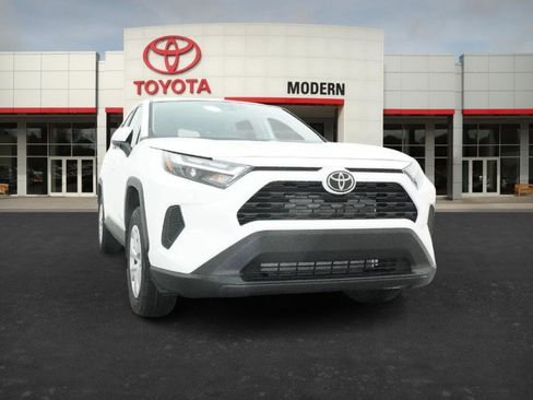 New 2025 Toyota RAV4 LE image 31