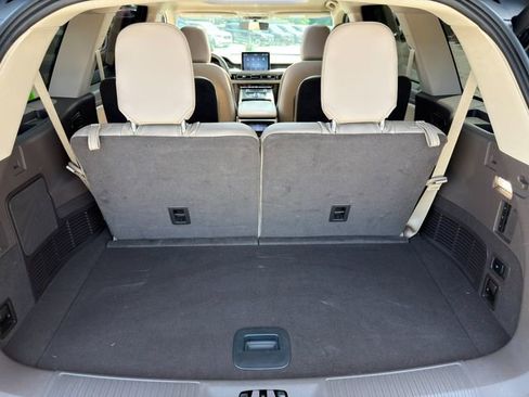 Used 2024 Lincoln Aviator Reserve w/ Equipment Group 201A RWD image 50