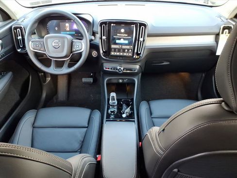 New 2026 Volvo XC40 B5 Plus w/ Protection Package Premier image 6