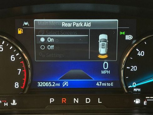 Used 2024 Ford Explorer XLT w/ Class IV Trailer Tow Package image 32