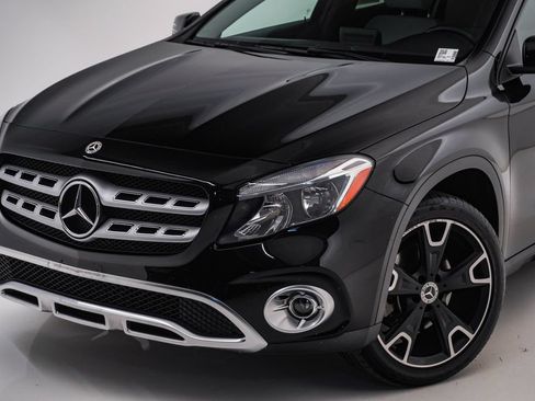 Used 2019 Mercedes-Benz GLA 250 4MATIC image 4
