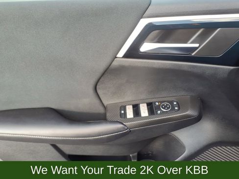 Used 2022 Mitsubishi Outlander ES image 11