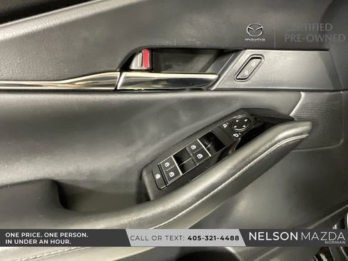 Certified 2025 MAZDA CX-30 AWD 2.5 S w/ Preferred Package image 17