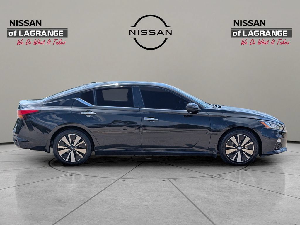 Used 2021 Nissan Altima 2.5 SL FWD image 7