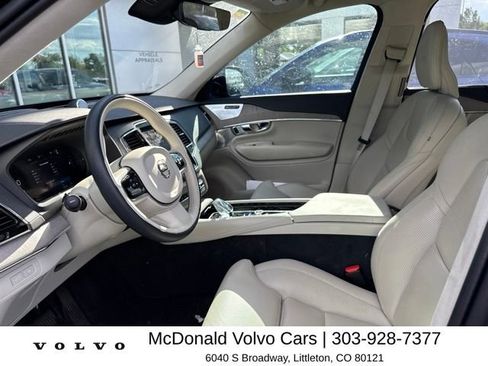 Used 2025 Volvo XC90 T8 Ultra w/ Lounge Package AWD/4WD image 8