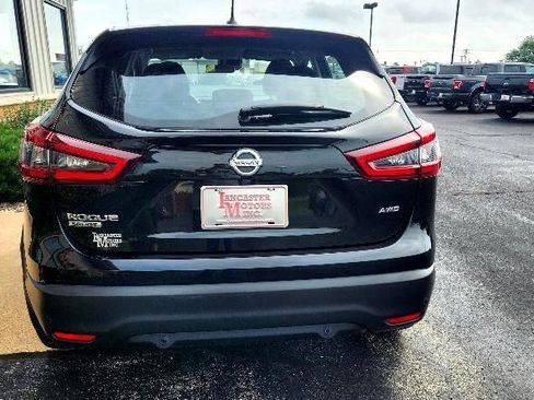 Used 2022 Nissan Rogue Sport S image 6