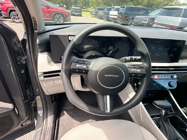 New 2026 Hyundai Tucson SEL Plus FWD image 11