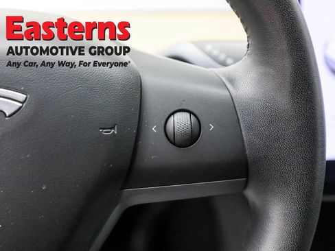 Used 2020 Tesla Model Y Performance image 16