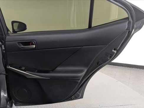 Used 2018 Lexus IS 300 w/ Accessory Package 2 image 19