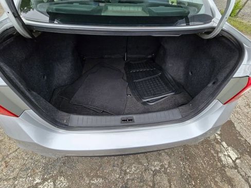 Used 2019 Nissan Sentra S FWD image 29