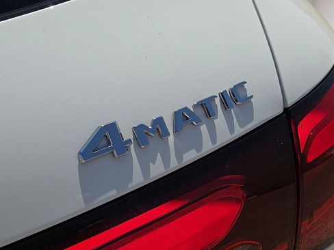 Used 2026 Mercedes-Benz GLC 300 4MATIC image 13