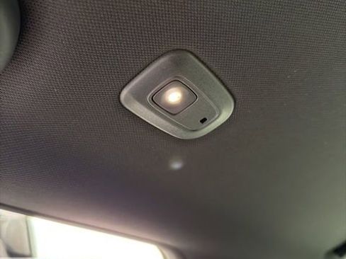 Used 2025 Jeep Grand Cherokee Laredo w/ Luxury Tech Group I image 33