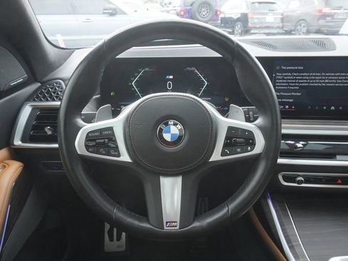 Used 2024 BMW X7 xDrive40i w/ M Sport Package image 10
