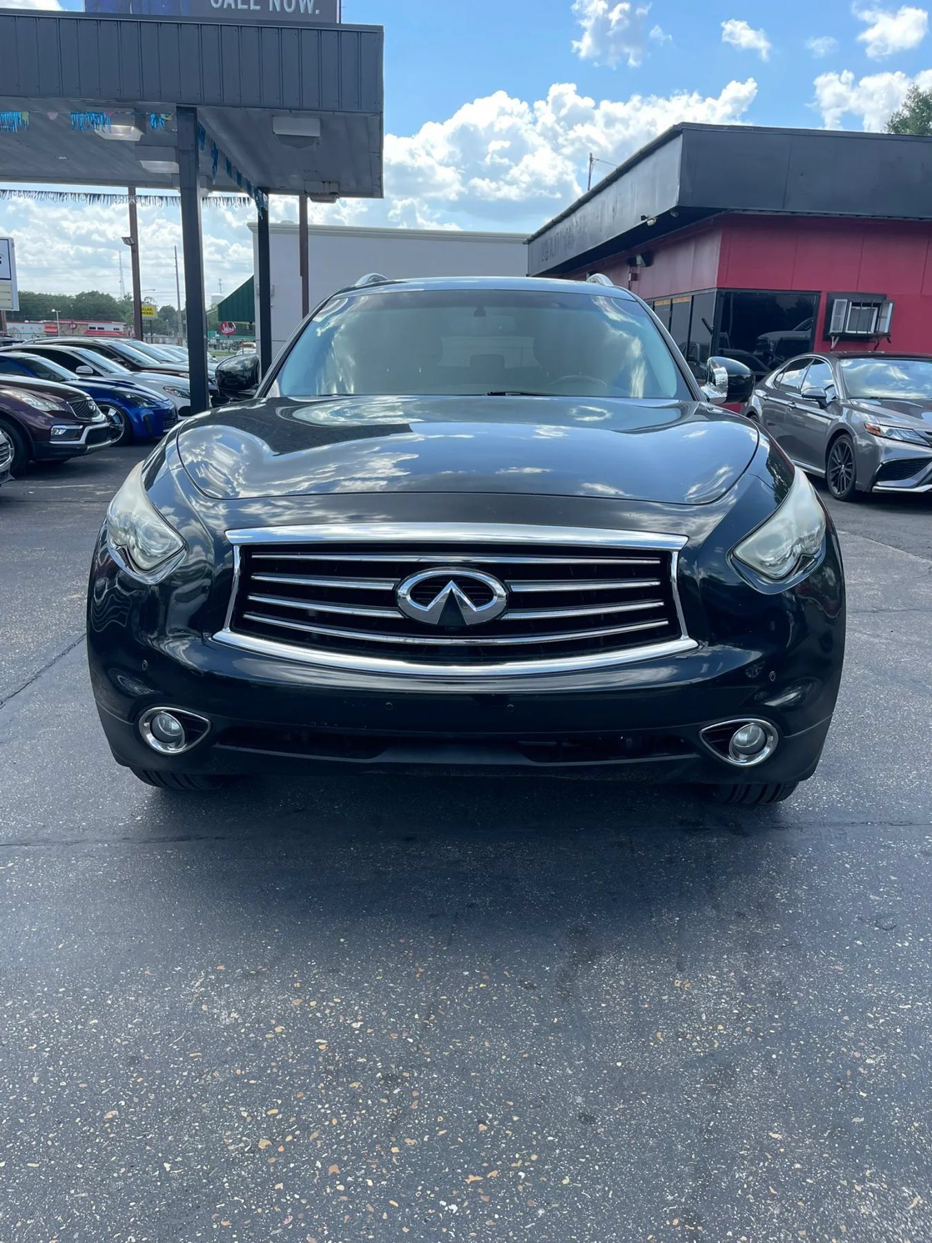 Used 2013 INFINITI FX37 AWD w/ Premium Pkg image 2