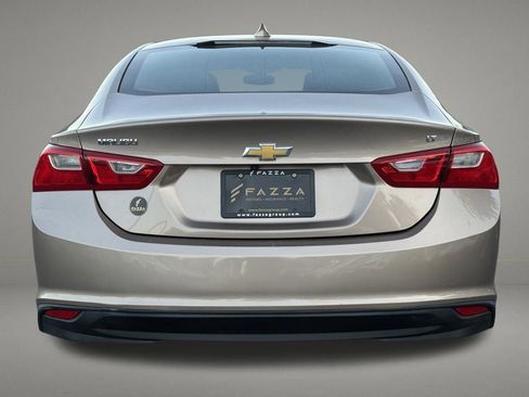 Used 2018 Chevrolet Malibu LT image 4