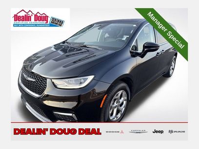 Used 2024 Chrysler Pacifica Limited