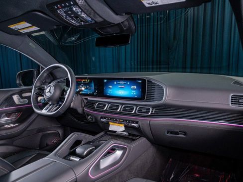 New 2026 Mercedes-Benz GLE 53 AMG 4MATIC Coupe image 4