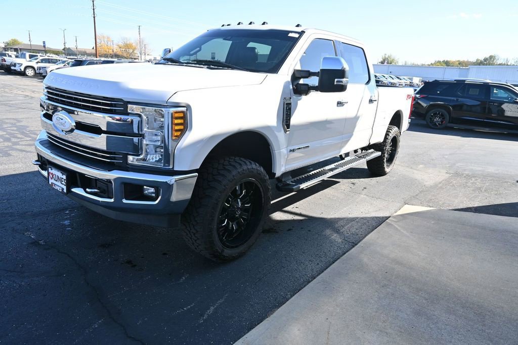 Used 2018 Ford F350 Lariat w/ Lariat Ultimate Package AWD/4WD image 13