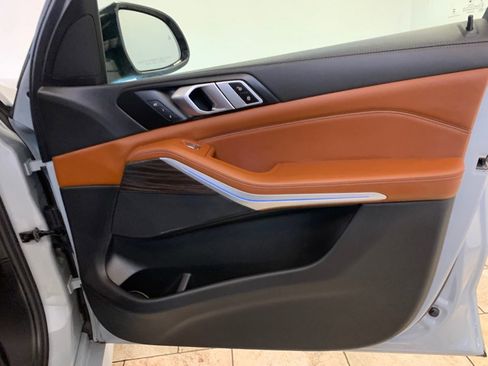 Used 2023 BMW X7 xDrive40i w/ M Sport Package image 73