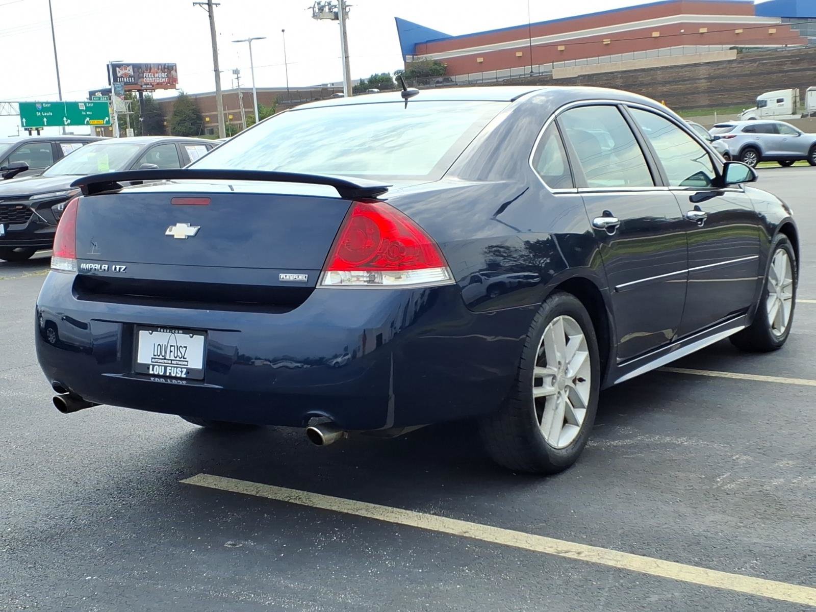 Used 2012 Chevrolet Impala LTZ FWD image 26